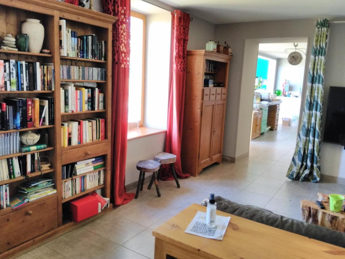 La Halte Du Pelerin Chambres D'Hotes Cherier Экстерьер фото