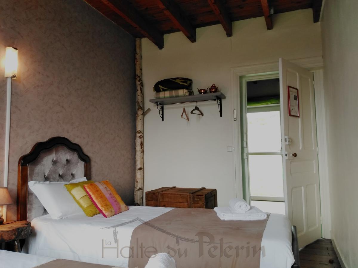 La Halte Du Pelerin Chambres D'Hotes Cherier Экстерьер фото